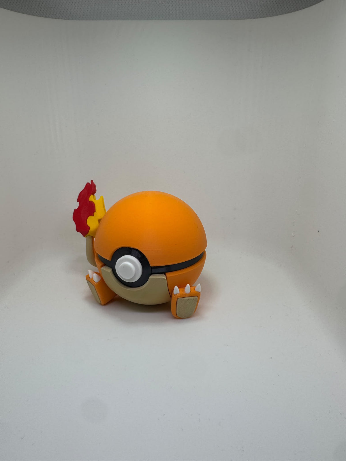Charmander Poké Ball Display – 3D Printed Pokémon Collectible